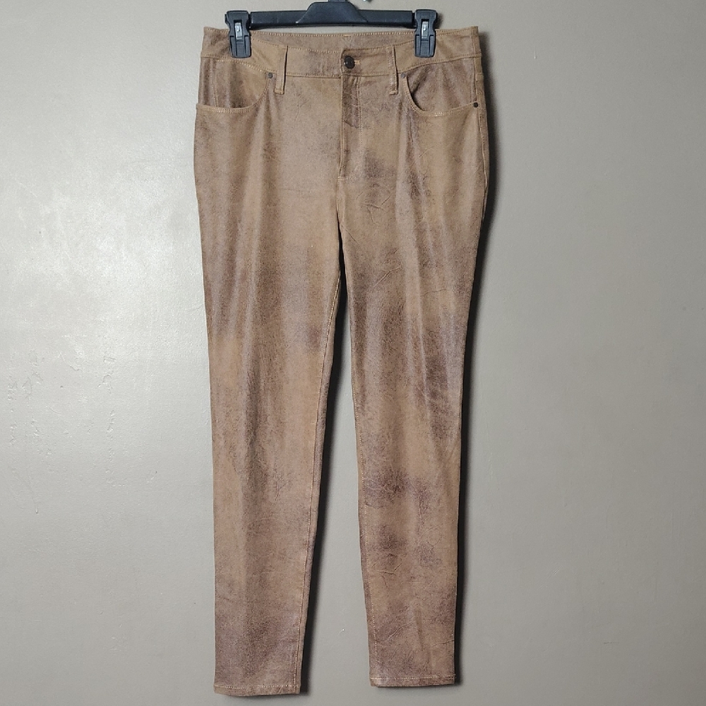 Chico's Light Brown Soft Faux Leather Pants Chico Size 0.5 (US 6R)